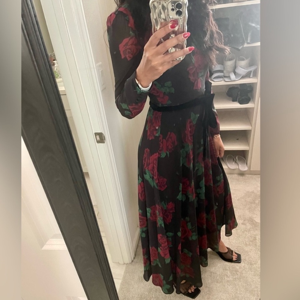 Elegant Black and Red Floral Long Sleeve Dress